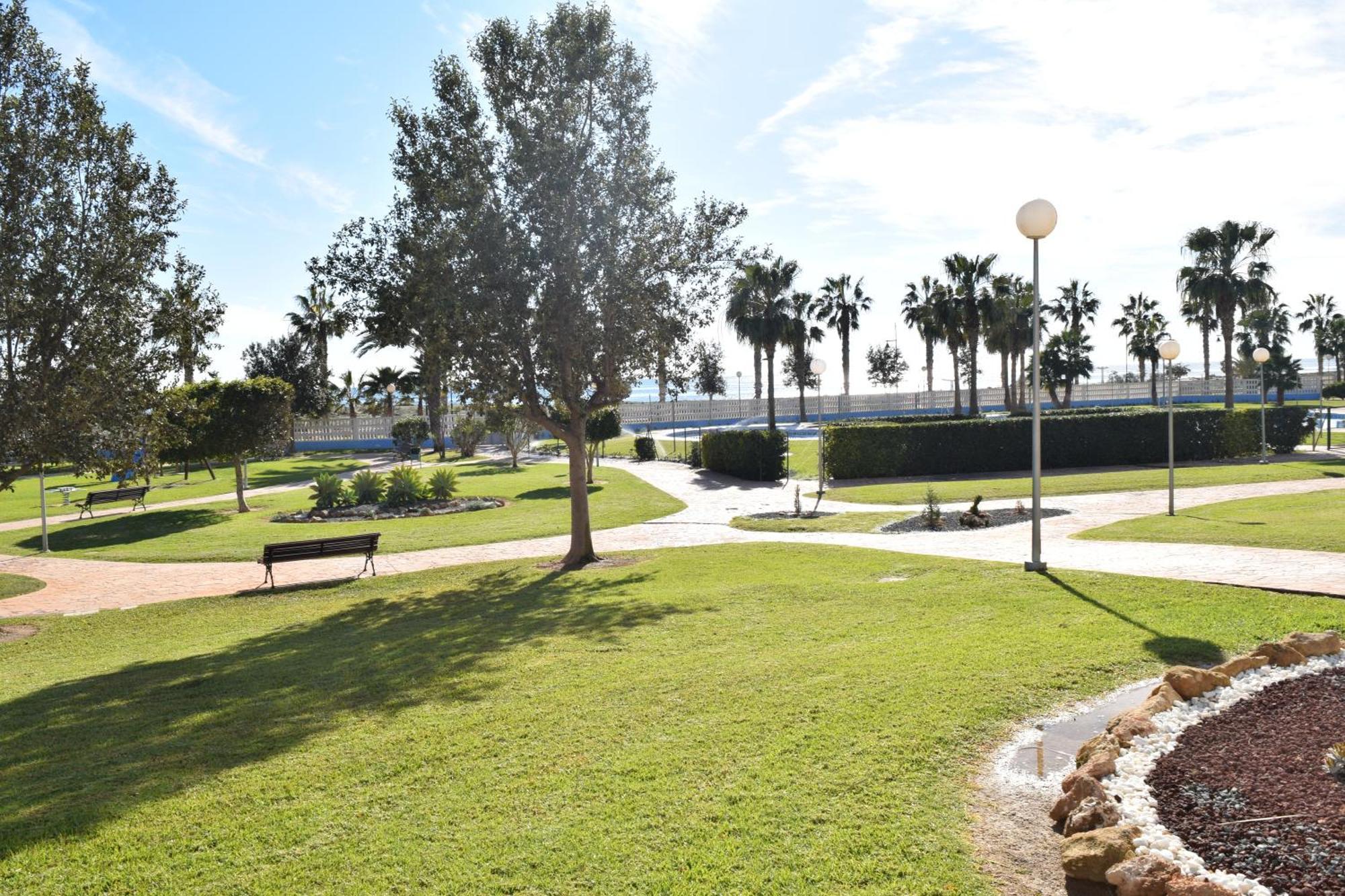 Luxurious Spacious Three Bedroom Apartment On Beachfront Almerimar Bagian luar foto